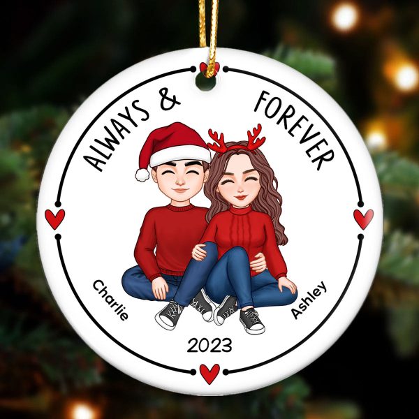 Christmas Cute Couple Sitting Hugging Personalized Circle Ornament Fashion - Image 2