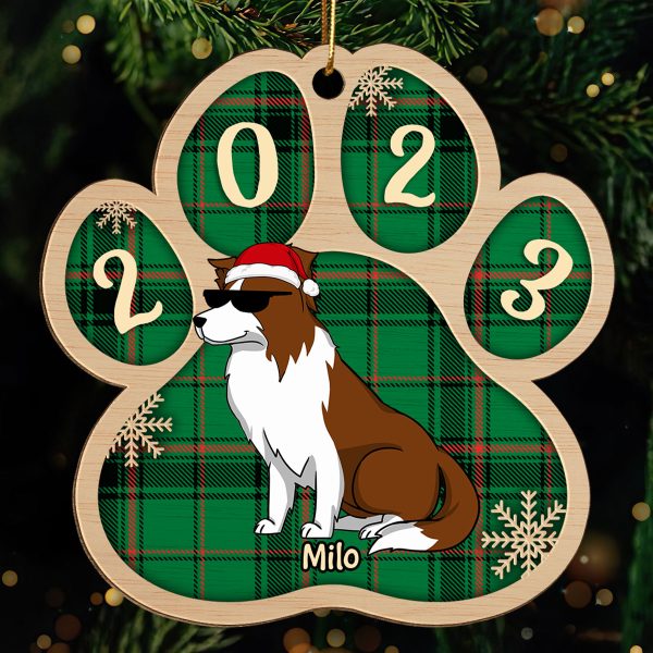 Checkered Paw Funny Dogs Cartoon Christmas Personalized Wooden Ornament Online Sale - Image 2
